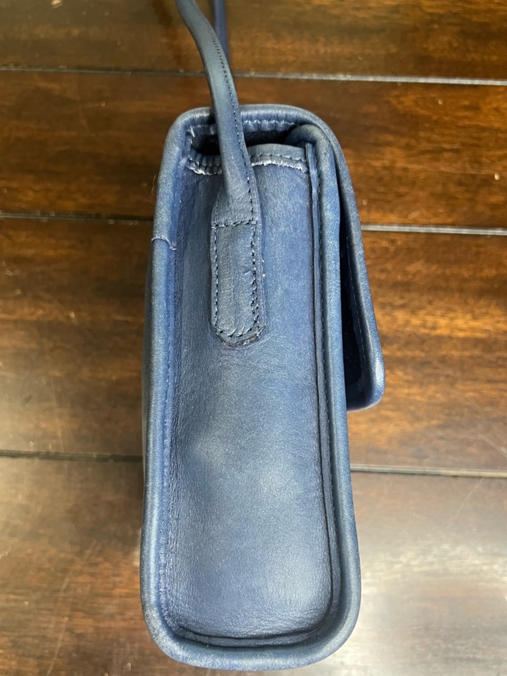 Vintage Coach Blue Leather Scooter Bag - Picture 4 of 15